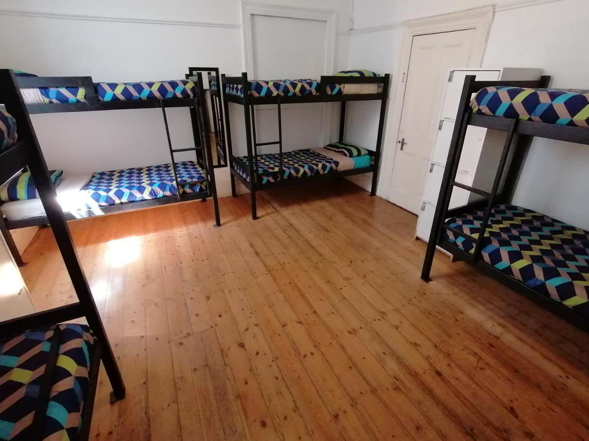 Spacious Backpacker Accommodation Κέιπ Τάουν Εξωτερικό φωτογραφία